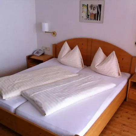 Haus Am See 호텔 4*