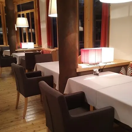 Hotel Haus Am See Weissensee