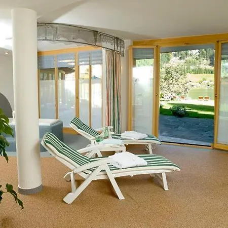 Haus Am See 호텔 4*