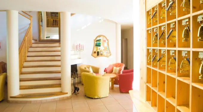 Hotel Haus Am See 4*